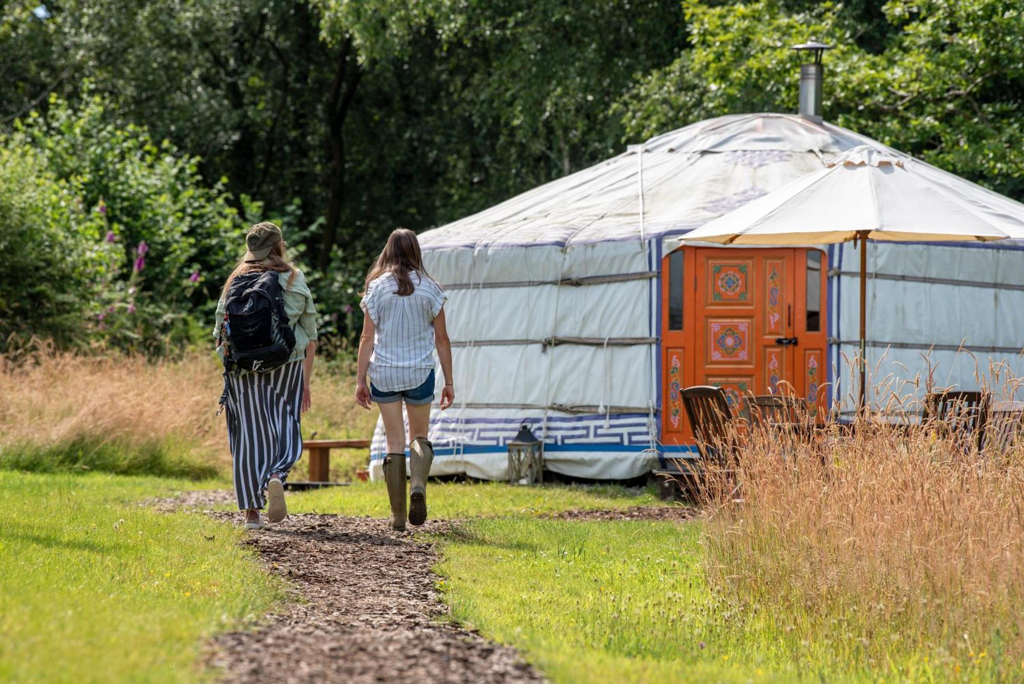 Gilfach Gower Farm Luxury Yurt With Hot Tub Hotel Ammanford Exterior foto